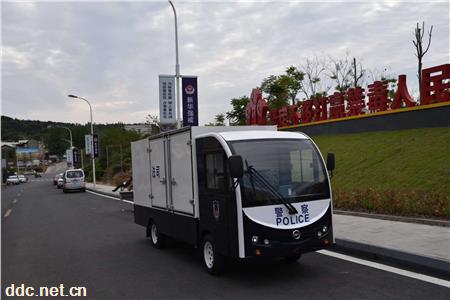  電動(dòng)送餐車不銹鋼餐箱車兩噸電動(dòng)的送餐車